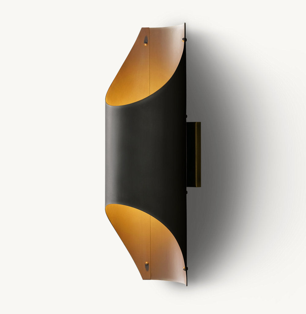 雲光大聖堂の壁掛け燭台